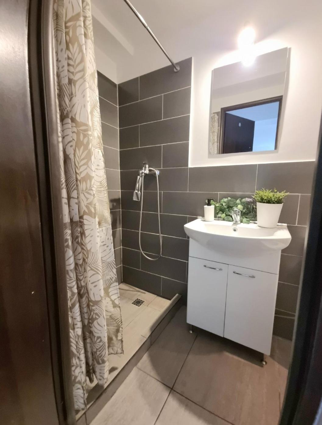 Studio Central Exer Бухарест Экстерьер фото